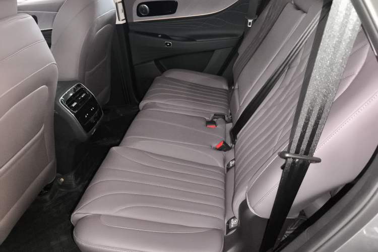 Used Chery Tiggo 9 C-DM 2025 1.5T 106KM Enjoy Edition 7 Seats Lithium Iron Phosphate