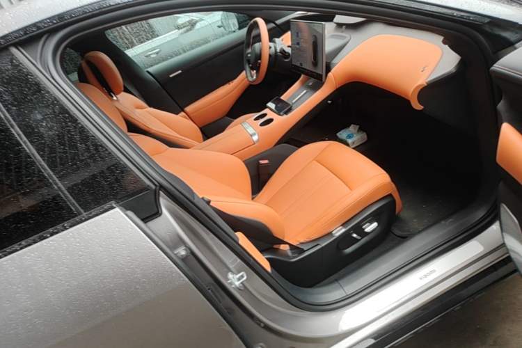 Used Xiaomi Auto YU7 2025 Ultra-Long Range Rear-Wheel Drive Version
