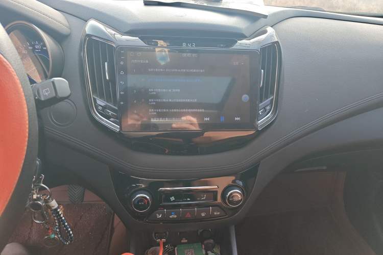 Used CHANGAN Eado 2015 1.6L Manual Revvo Model China V Standard
