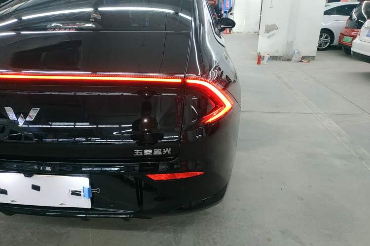 Used Wuling Xingguang 2025 610 km Smart Flagship Version Exterior 3