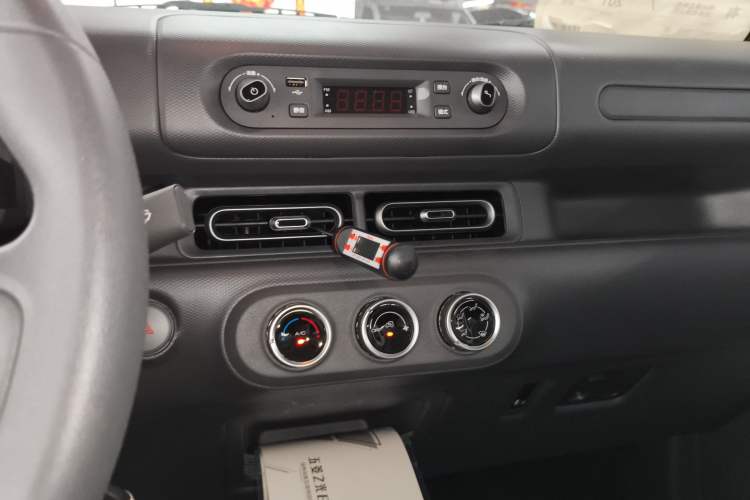 Used Wuling Zhiguang New Energy 2025 Standard Model