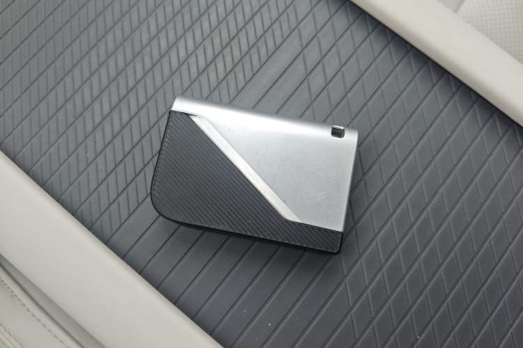 Used Lynk & Co 06 EM-P 2023 EM-P 126 Long-Range Halo Interior 1