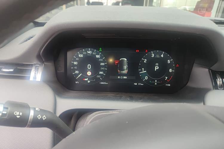 Used Land Rover Discovery Sport 2022 Revised Version 249 PS R-Dynamic S Performance Edition 5 Seats Instrument Cluster