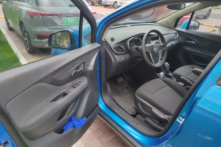 Used Buick Encore 2016 18T Automatic Two-Wheel Drive Urban Leading Edition
