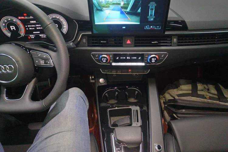 Used Audi A4L 2024 40 TFSI Luxury Dynamic Edition
