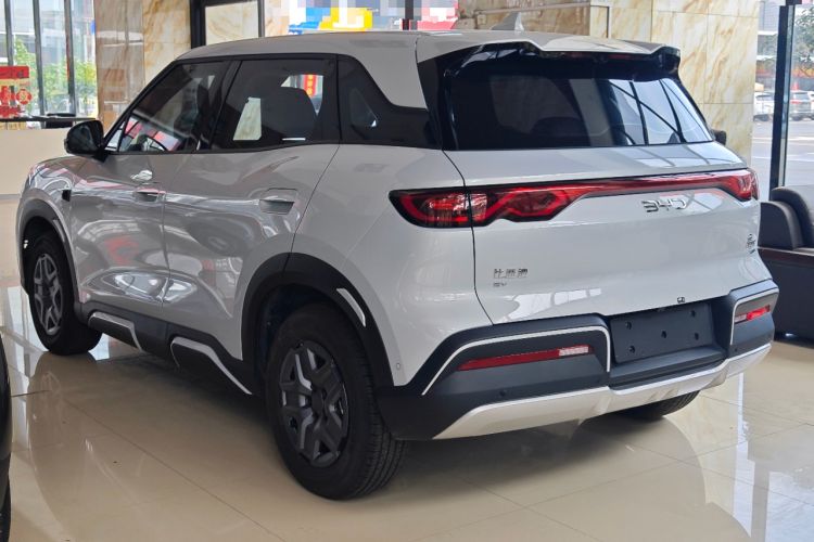 Used BYD Yuan UP 2025 Intelligent Driving Version 401 KM Dynamic Edition
