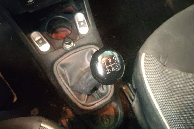 Used BYD F0 2015 1.0L XuanKu Model Gear Lever
