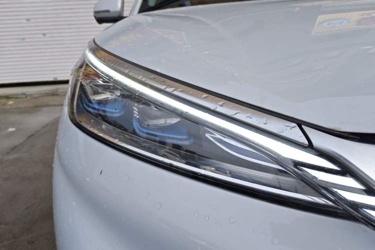 Used BYD Yuan PLUS 2022 430 km Luxury Version Right Front Headlight