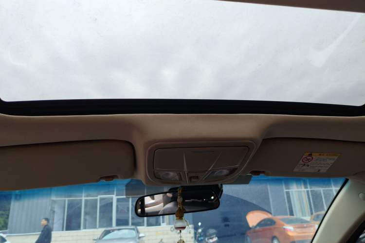 Used Geely Auto Emgrand 2017 Sedan Million Edition 1.5L CVT Upward Connectivity Version