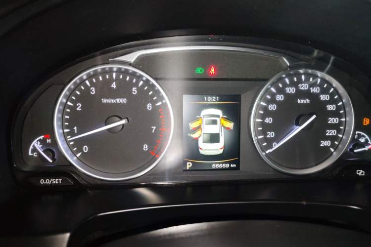 Used Geely Auto Emgrand GT 2016 2.4L Zunya Model