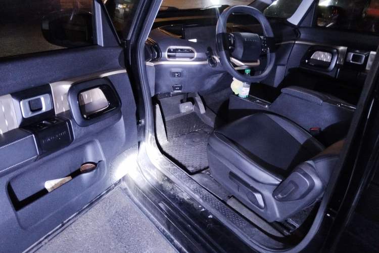 Used Baojun KiWi EV 2022 Designer Lite Edition Lithium Iron Phosphate