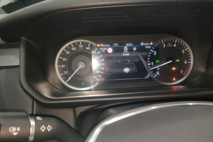 Used Land Rover Discovery 2021 360 PS R-Dynamic SE Instrument Cluster