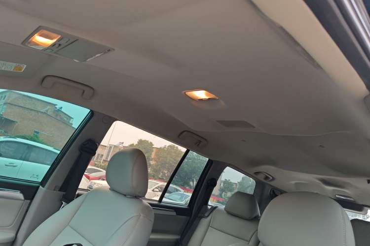 Used Mitsubishi Pajero Sport 2013 3.0L Automatic 4x4 Executive Edition