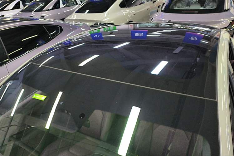 Used Xiaomi Auto SU7 2024 Rear-Drive Long-Range Intelligent Driving Version Roof