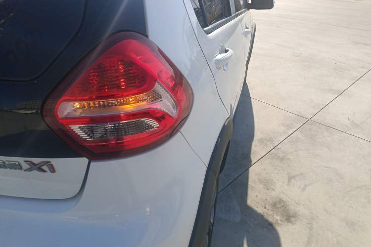 Used Geely Auto Vision X1 2017 1.3L Manual Frenzy Edition