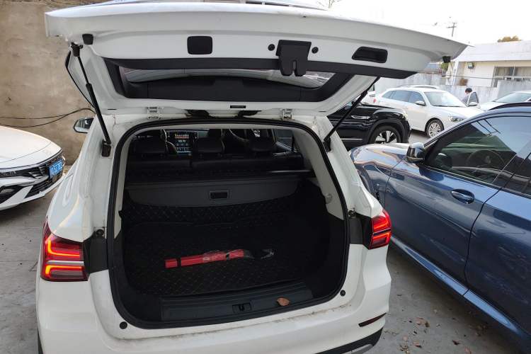 Used Roewe RX5 2016 20T Two-Wheel Drive Automatic Flagship Edition
