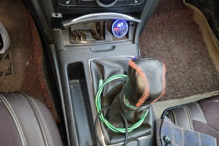 Used Bestune B70 2014 2.0L manual luxury version