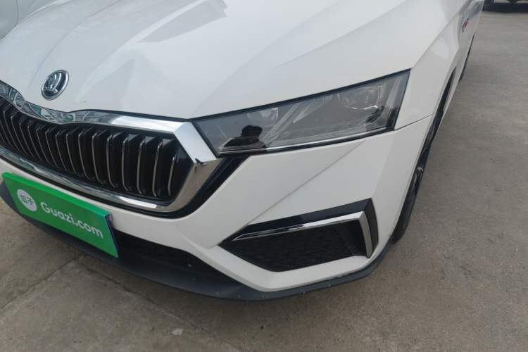 Used Skoda Octavia 2021 PRO TSI280 DSG Luxury Edition Left Front Headlight