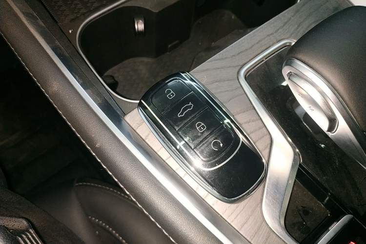 Used Chery Tiggo 8 PLUS 2024 Champion Edition 290TGDI DCT Hao Yue Version 5 Seats