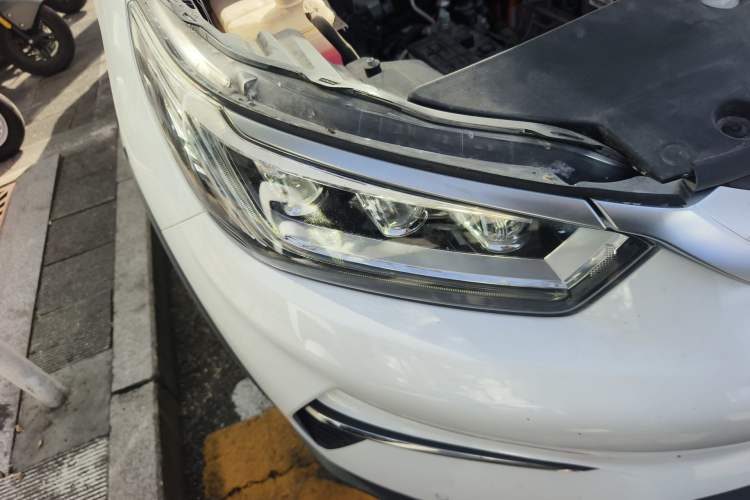Used BYD Yuan Pro 2021 401 km Deluxe Version Right Front Headlight
