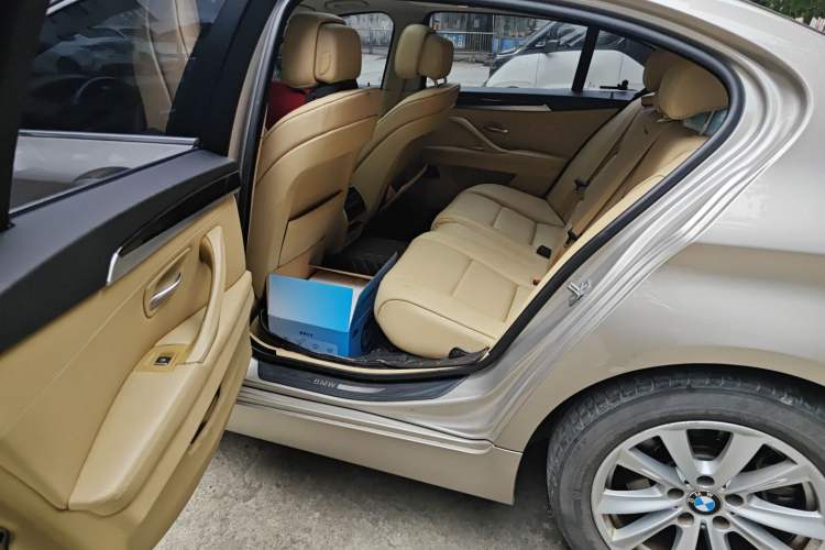 Used BMW 5 Series 2013 525Li Leading Model