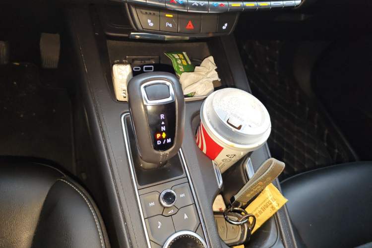 Used Cadillac XT4 2018 28T Two-Wheel-Drive Luxury Model