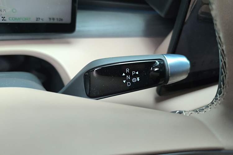 Used XPeng X9 2025 740 Ultra-Long Range Max