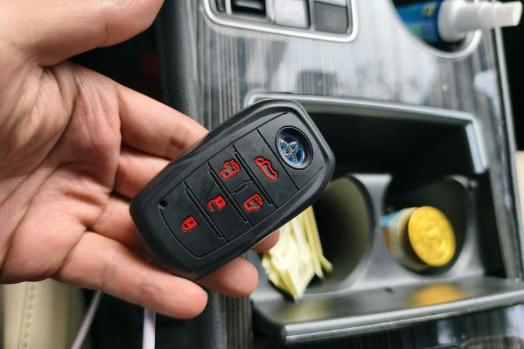 Used Toyota SIENNA 2021 2.5L Hybrid Premium Edition