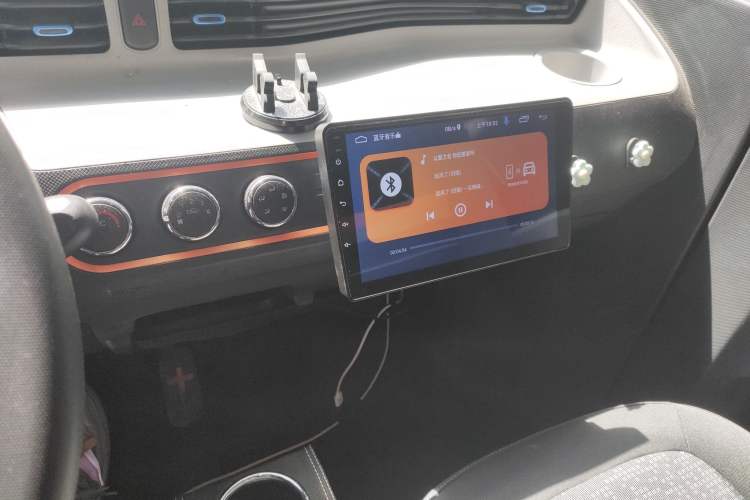 Used Wuling Hongguang MINIEV 2020 Zizai Version Lithium-NMC Audio And AC Panel