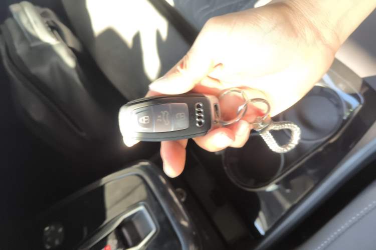 Used Audi Q4 e-tron 2023 50 e-tron quattro Creation Edition
