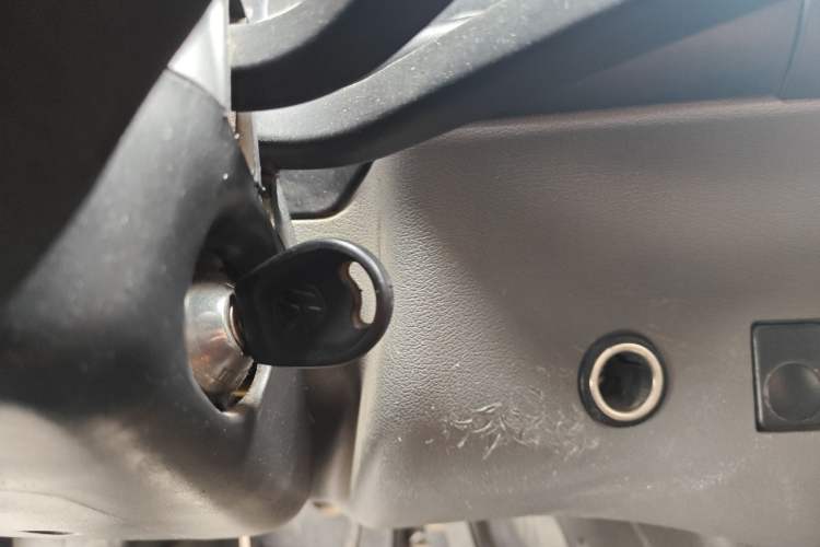 Used JMC Transit 2017 2.8T Commercial Version Long Wheelbase Mid-Roof 6/7/8-Seater JX493
