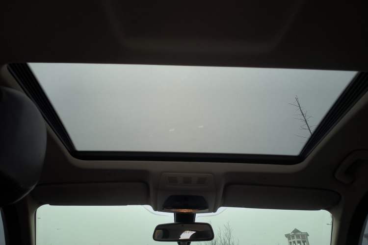 Used BMW 5 Series 2014 525Li Luxury Design Package
