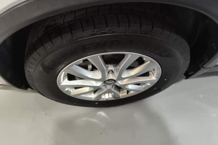 Used Nissan X-Trail 2020 2.0L XL ITS CVT 2WD SmartConnect Comfort Edition Left Front Wheel Hub