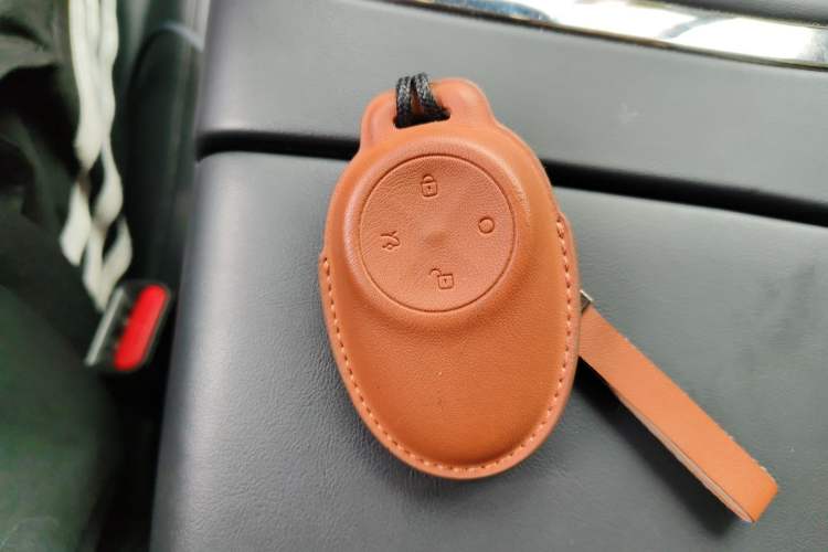 Used AION V 2024 Aion Tyrannosaurus 650 LiDAR Edition Vehicle Key