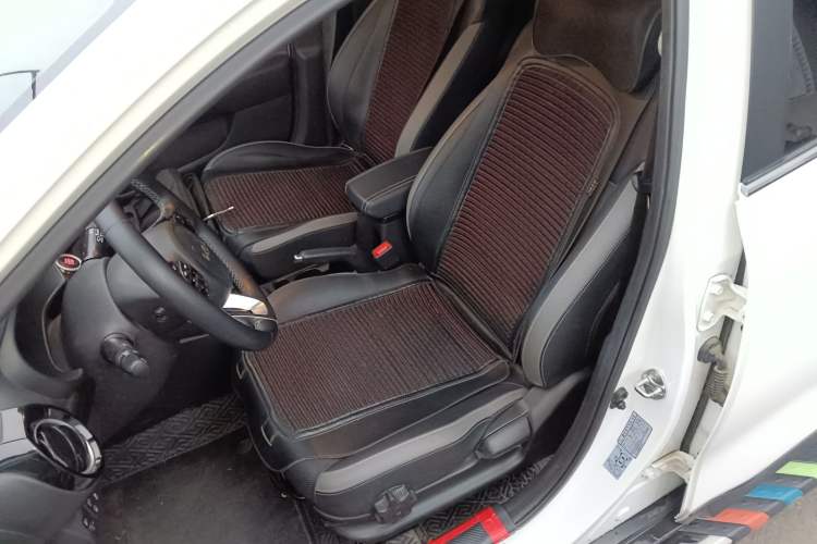 Used Kia kx1 Stonic 2021 1.4L CVT Fun Edition
