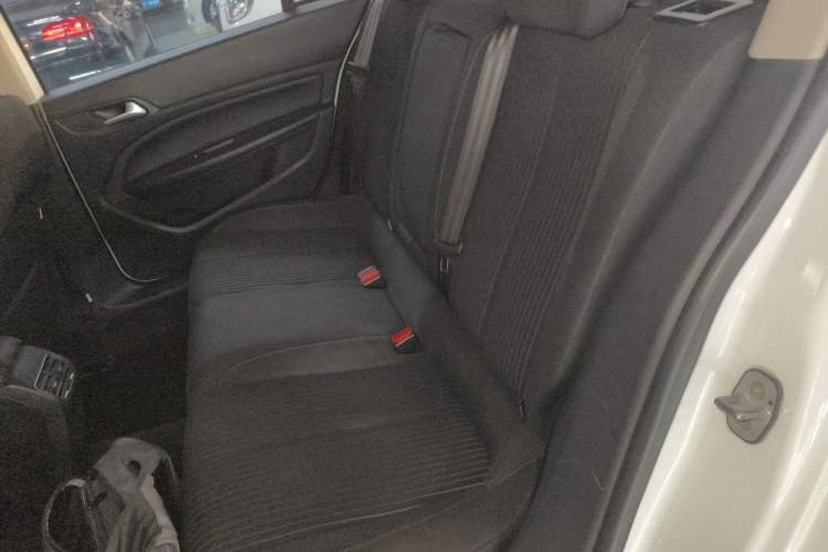 Used Peugeot 408 2015 1.2T Automatic Luxury Edition Left Rear Seat