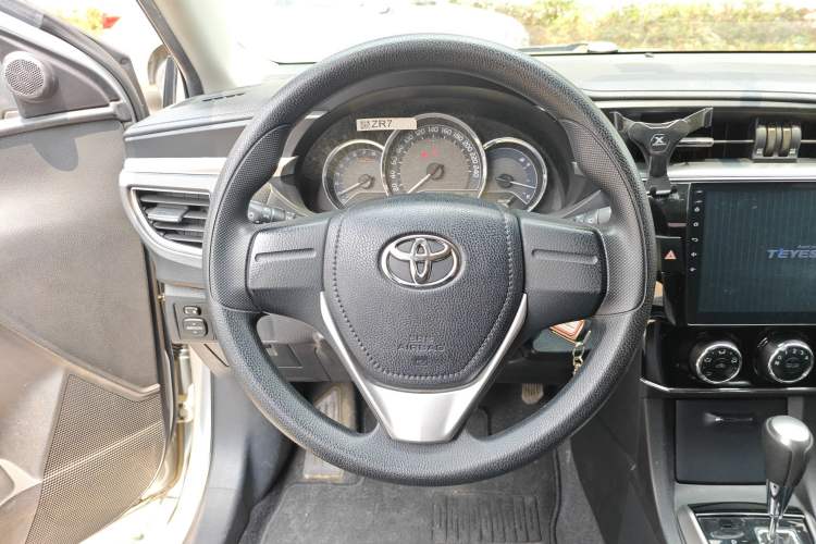 Used Toyota Corolla 2017 Revised Version 1.6L S-CVT GL