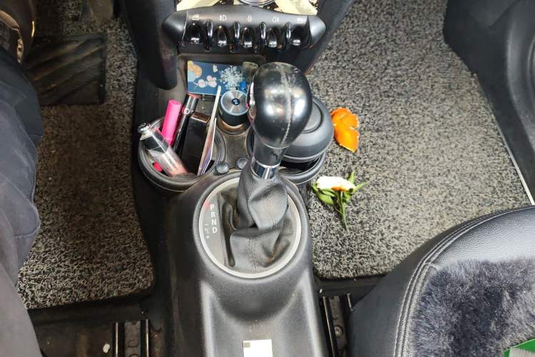 Used MINI 2011 1.6L ONE