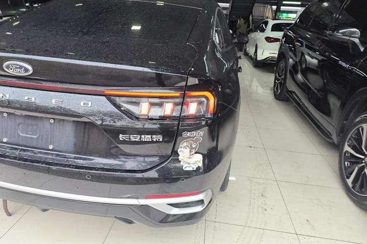 Used Ford Mondeo 2023 EcoBoost 180 Luxury Model
