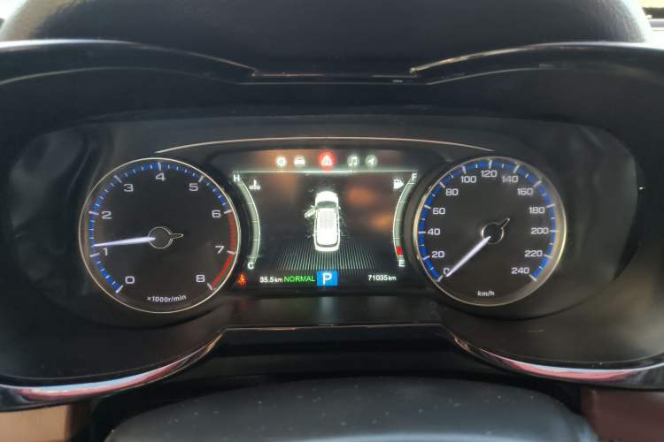 Used GAC Trumpchi GS8 2019 390T Two-Wheel Drive Luxury Smart Connectivity Version (7 Seats) Instrument Cluster