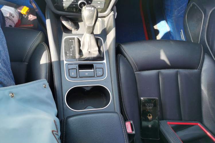 Used BYD Song MAX 2017 1.5T Automatic Smart Connect Elite 7-Seater
