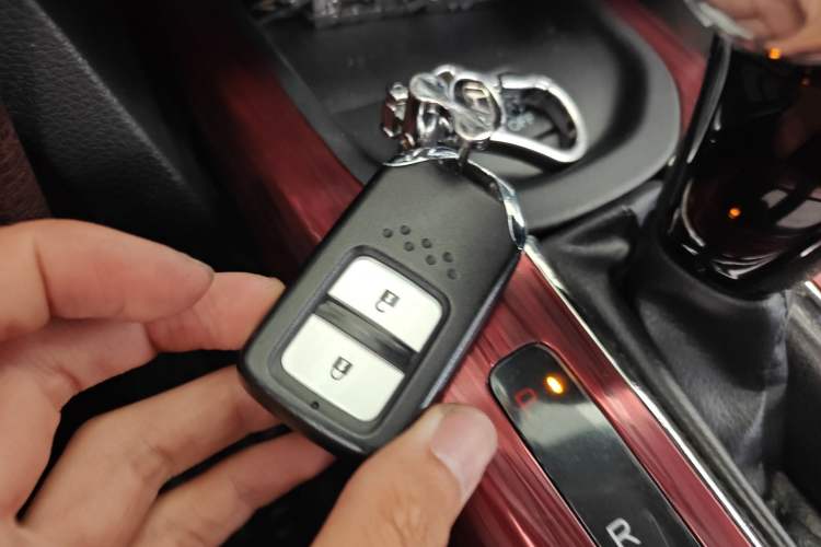 Used Honda XR-V 2015 1.8L VTi CVT Luxury Edition