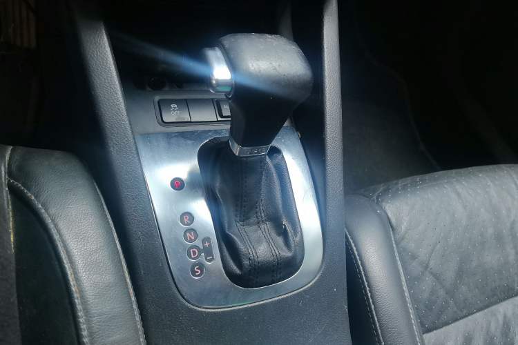 Used Volkswagen Sagitar 2011 1.4 TSI Automatic Luxury Edition
