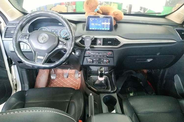 Used Dongfeng Fengon S560 2018 1.8L Manual Comfort 7-Seater
