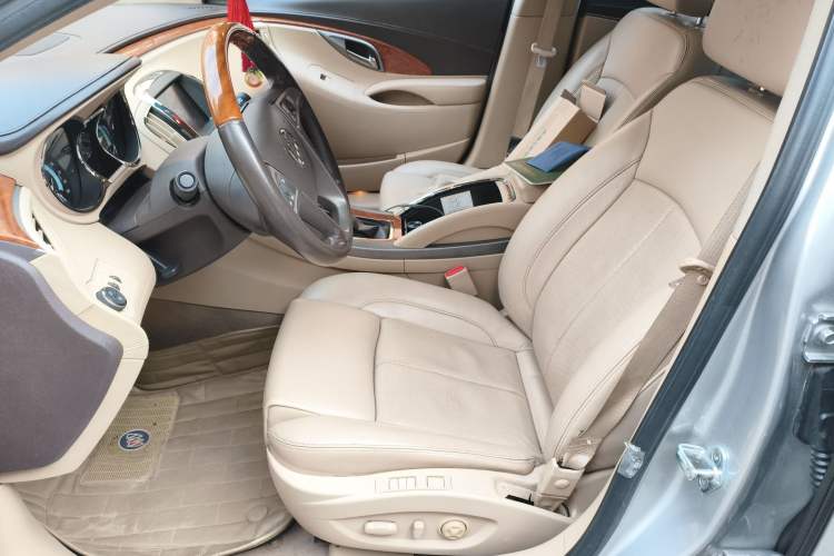 Used Buick LaCrosse 2010 3.0L Flagship Edition
