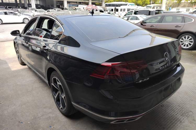 Used Volkswagen Magotan 2023 2 Million Units Limited Edition 330TSI DSG Leading Version Exterior 2