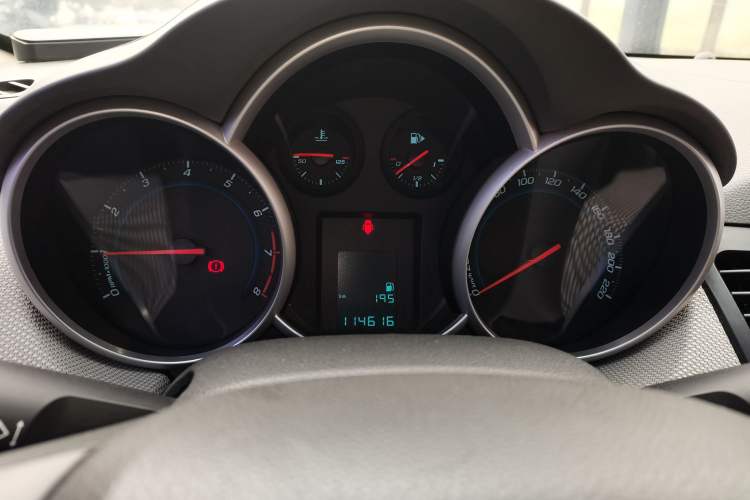 Used Chevrolet Cruze 2011 1.6L SE MT Transformers Edition