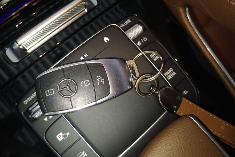 Used Mercedes-Benz GLE 2024 GLE 350 4MATIC Stylish Model