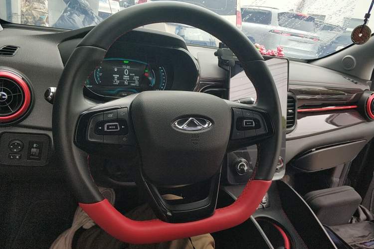 Used Chery Little Ant 2024 Edition Youth Version 251km True Love Edition 25.05 kWh Center Console