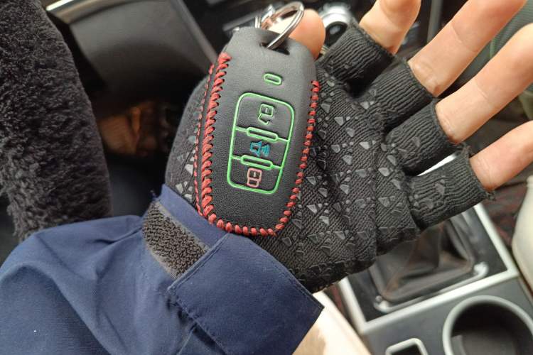 Used Haval H2 2016 Red-Label 1.5T Manual Two-Wheel Drive Luxury Model